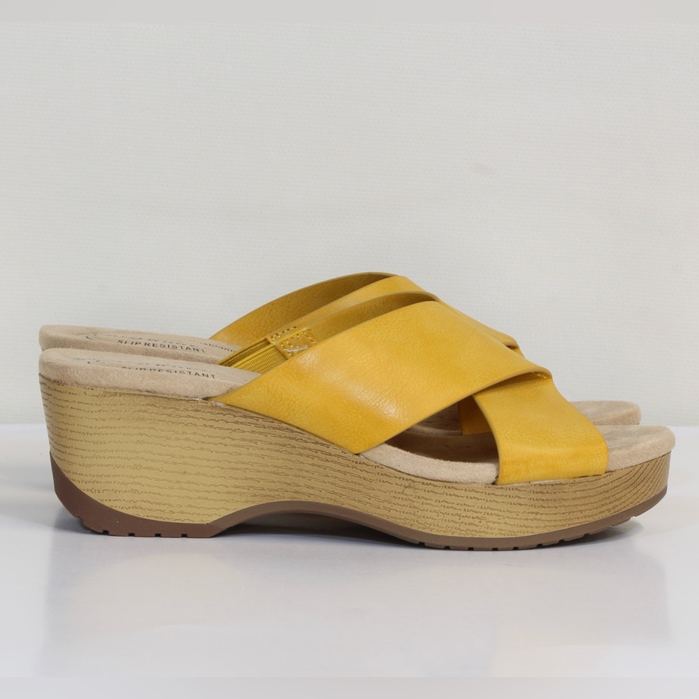 Easy Street Women's Easy Works Ragan Yellow Slip Resistant Round Toe Sandals - Picture 6 of 11